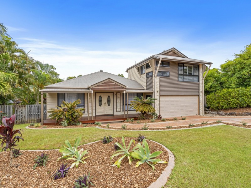 15 Bonin Close, Pacific Pines QLD 4211