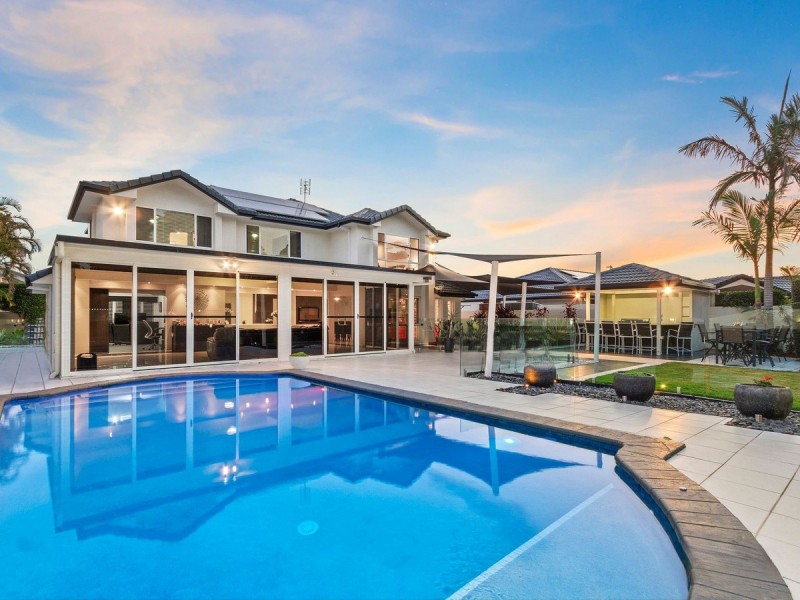 34 Saltwater Terrace, Helensvale QLD 4212