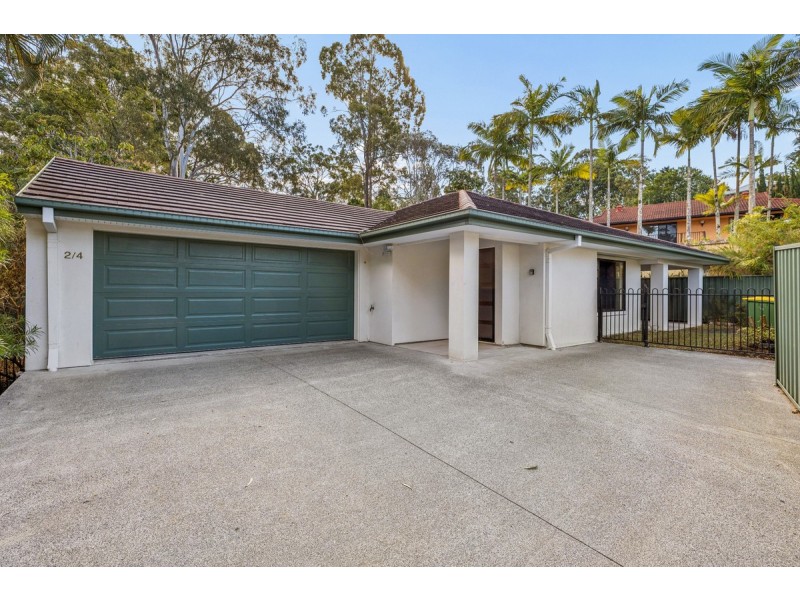 2/4 Dampier Court, Molendinar QLD 4214