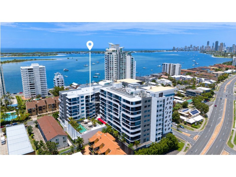 720/19 Imperial Parade, Labrador QLD 4215