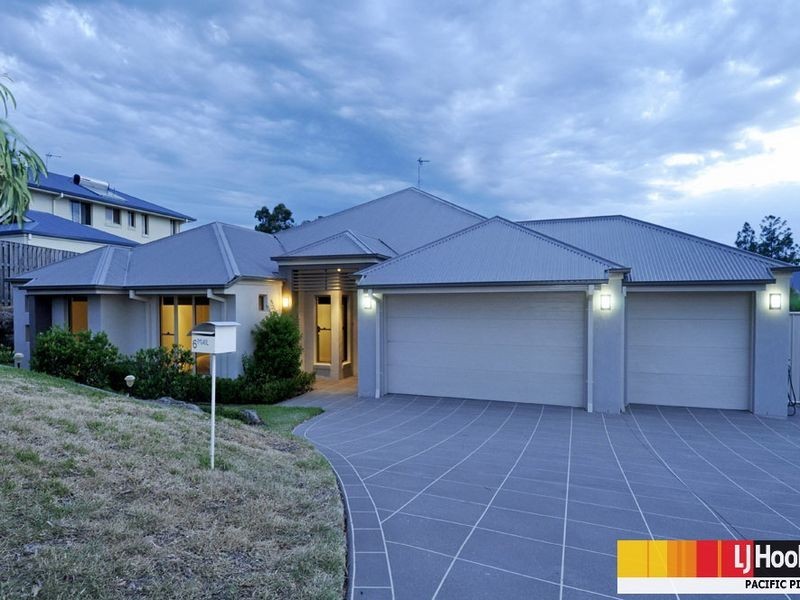 6 Huxley Court, Pacific Pines QLD 4211