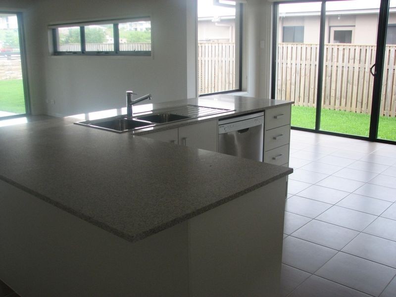 27 Homestead Circuit, Upper Coomera QLD 4209