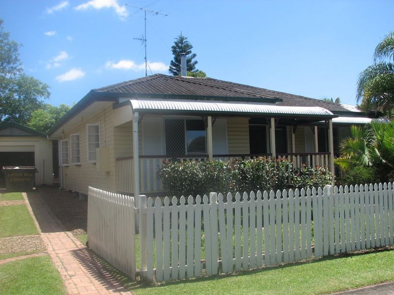 5 Chuter Avenue, Southport QLD 4215