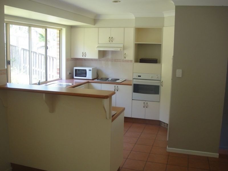 15 Whitecap Close, Pacific Pines QLD 4211