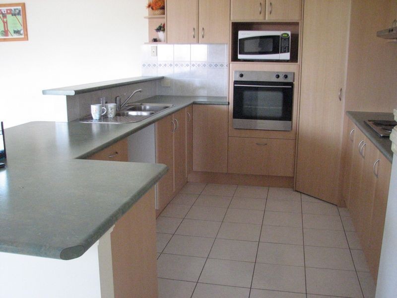 17 Pandora Crescent, Pacific Pines QLD 4211