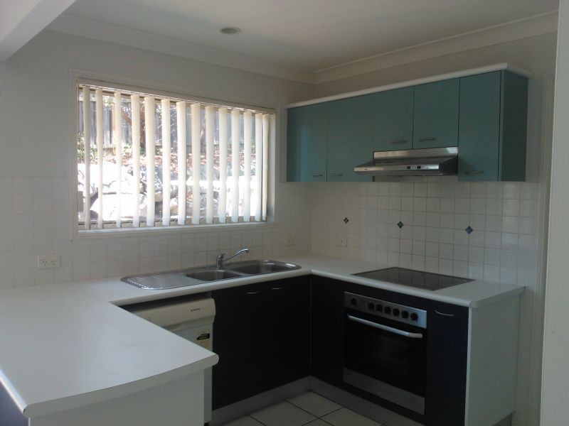 46/31 Archipelago Street, Pacific Pines QLD 4211