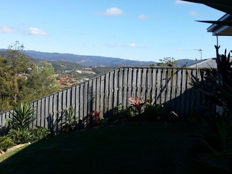 16 Huxley Court, Pacific Pines QLD 4211