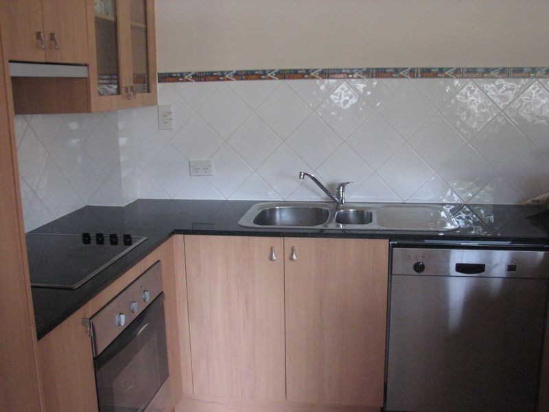 1/189 Scarborough Street, Southport QLD 4215