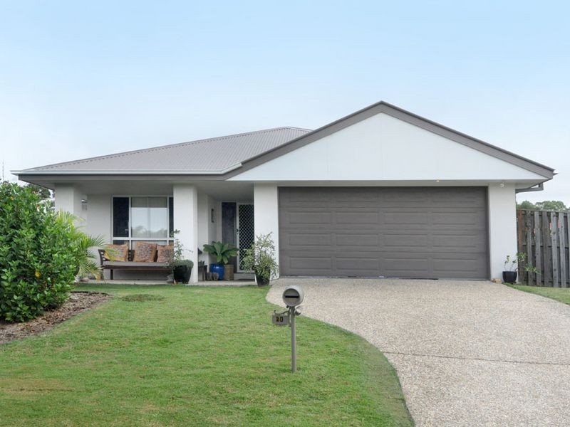 20 Carmarthen Circuit, Pacific Pines QLD 4211