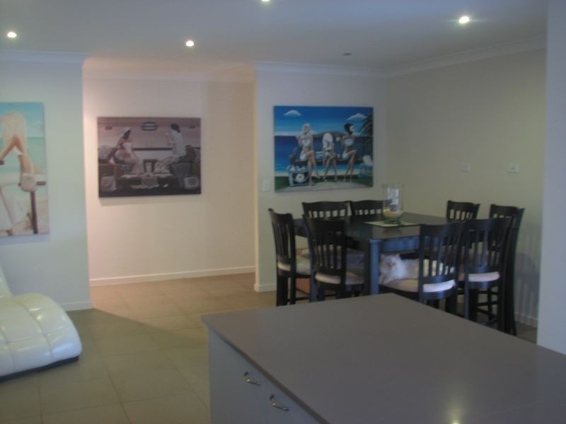 9 Willunga Street, Pacific Pines QLD 4211