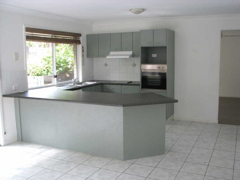 Pacific Pines QLD 4211