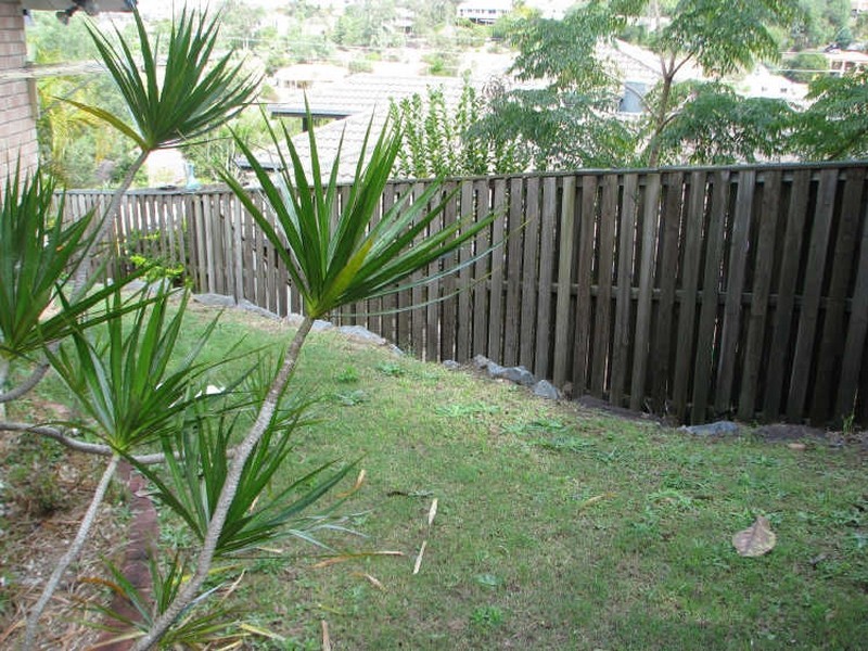 Pacific Pines QLD 4211