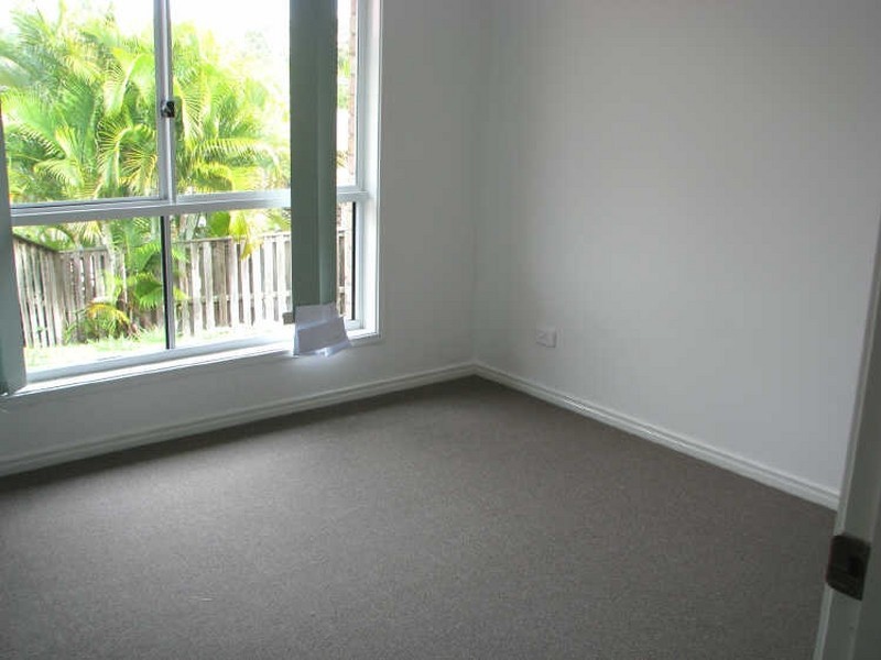 Pacific Pines QLD 4211