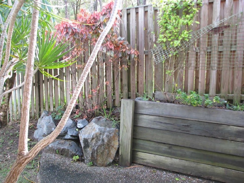 Pacific Pines QLD 4211