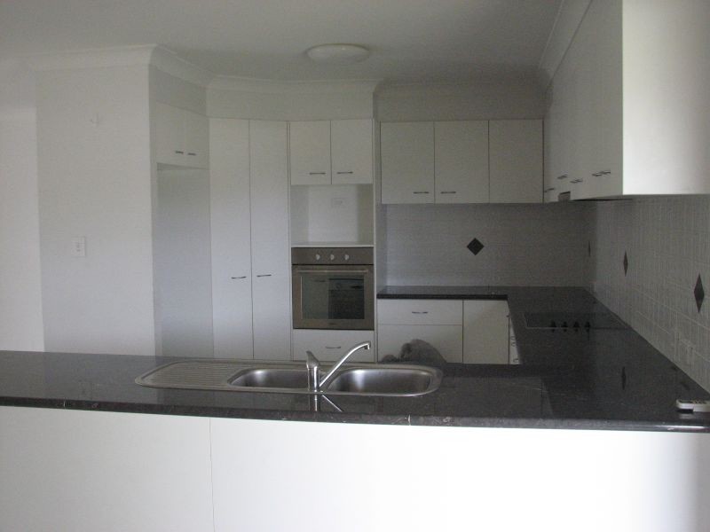 9 Brunswick Street, Pacific Pines QLD 4211