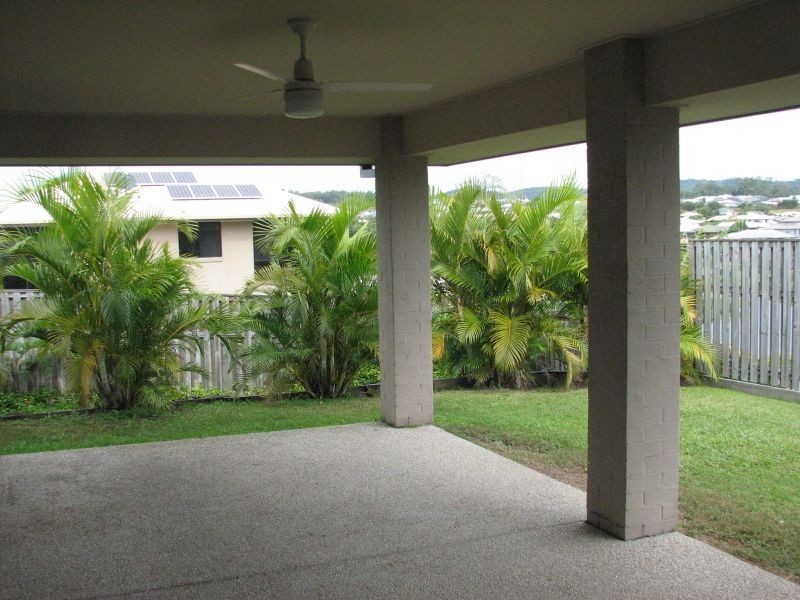 9 Brunswick Street, Pacific Pines QLD 4211