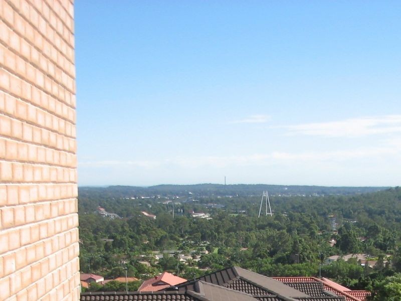 48 Manra Way, Pacific Pines QLD 4211