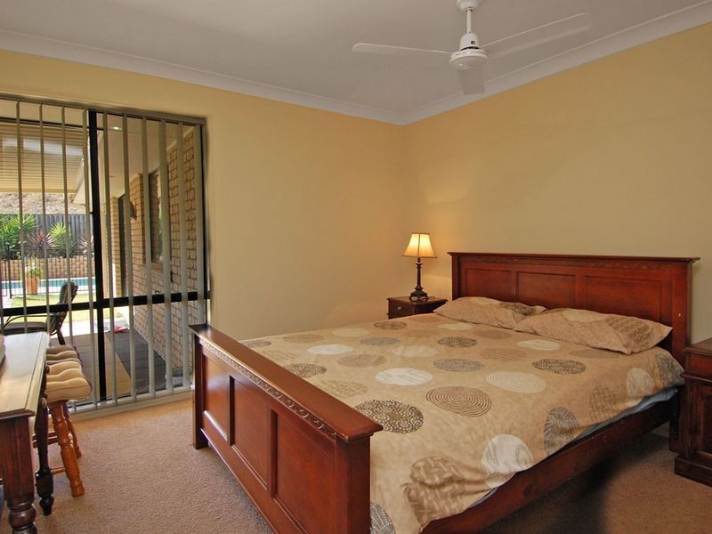 49 Bowley Street, Pacific Pines QLD 4211