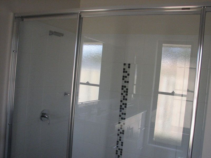 16 Fletcher Street, Pacific Pines QLD 4211