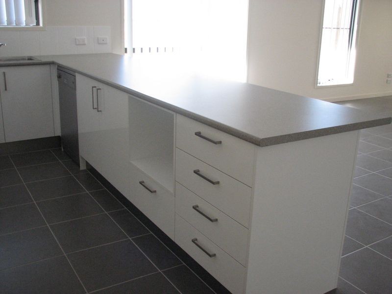 16 Fletcher Street, Pacific Pines QLD 4211