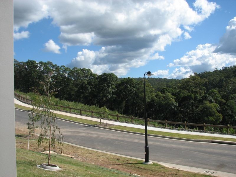 16 Fletcher Street, Pacific Pines QLD 4211