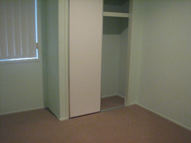 9 York Court, Pacific Pines QLD 4211