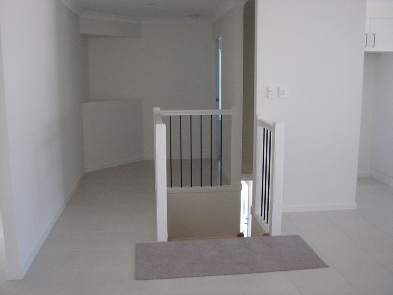 29 Hadrian Crescent, Pacific Pines QLD 4211