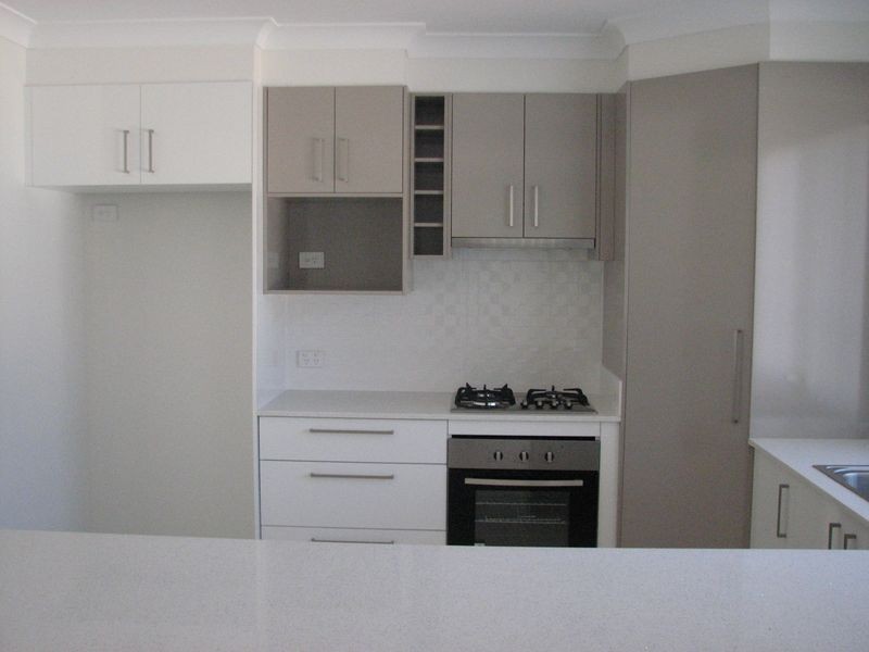 29 Hadrian Crescent, Pacific Pines QLD 4211