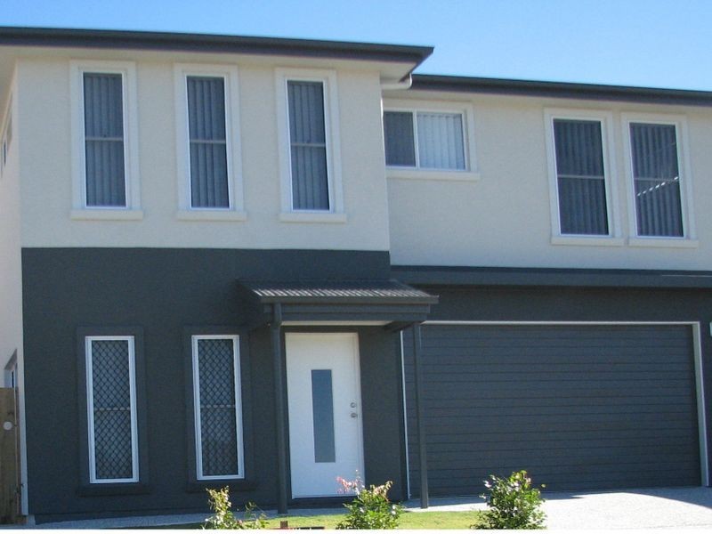 29 Hadrian Crescent, Pacific Pines QLD 4211