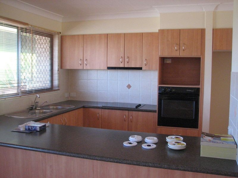 14 Amanu Crescent, Pacific Pines QLD 4211