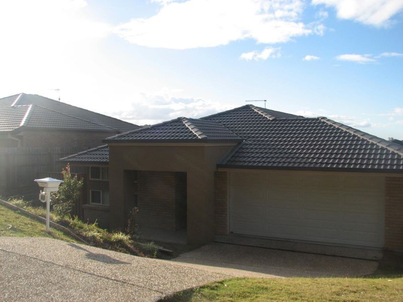 40 Aldgate Crescent, Pacific Pines QLD 4211