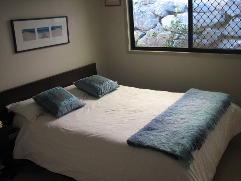 15/136 Pacific Pines Boulevard, Pacific Pines QLD 4211