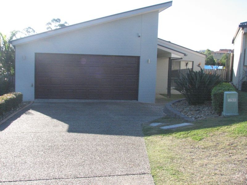 13 Stockdale Street, Pacific Pines QLD 4211