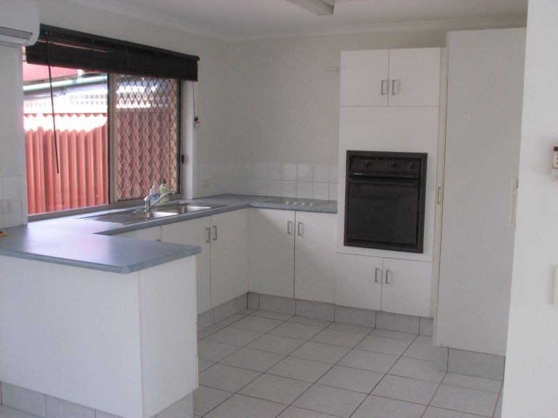 2/13 Goldwyn Way, Oxenford QLD 4210