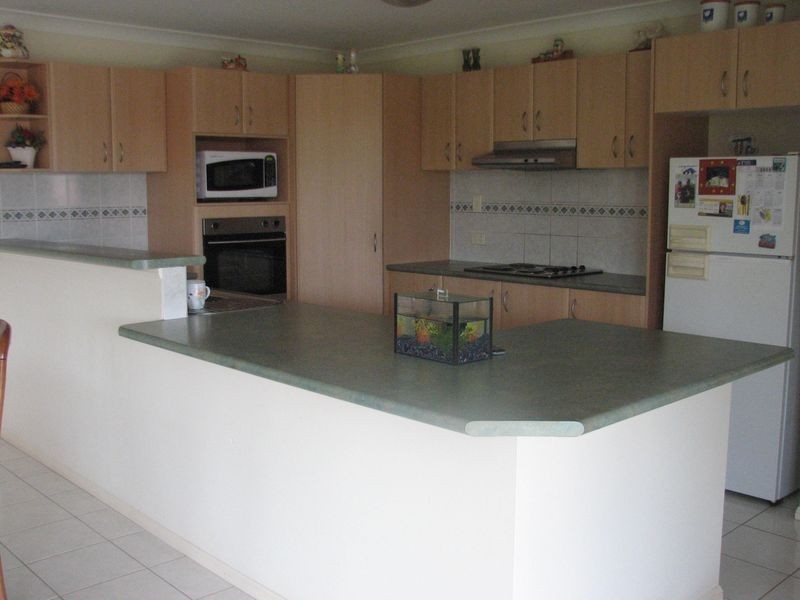 17 Pandora Crescent, Pacific Pines QLD 4211