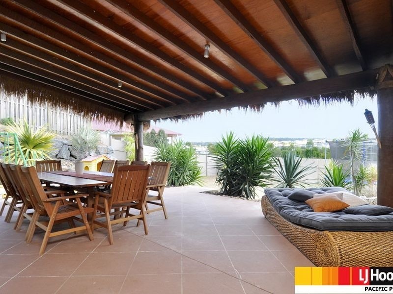 3 Angourie Court, Pacific Pines QLD 4211