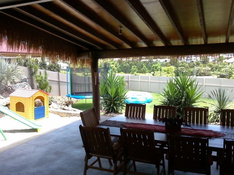 3 Angourie Court, Pacific Pines QLD 4211