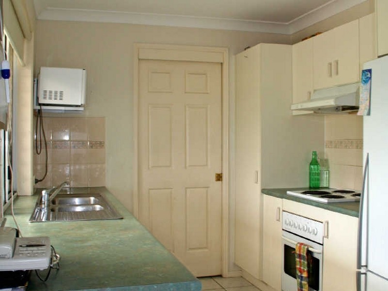 2 Guy Lane, Oxenford QLD 4210