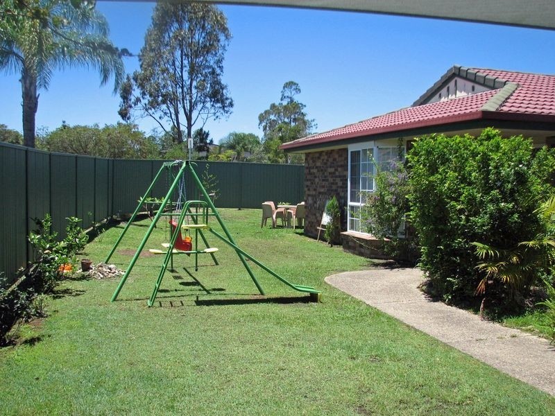 2 Guy Lane, Oxenford QLD 4210