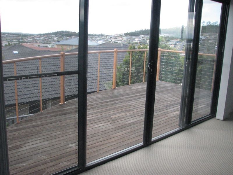 6 Coochin Lane, Pacific Pines QLD 4211