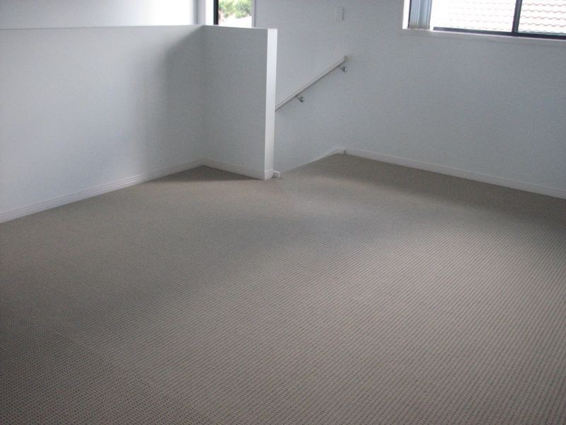 6 Coochin Lane, Pacific Pines QLD 4211