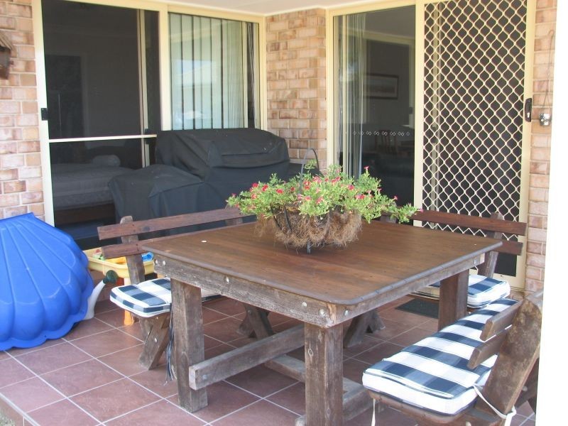 42 Catchlove Street, Maudsland QLD 4210