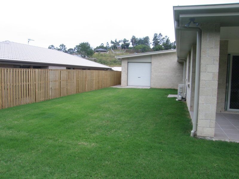 11 Bushland Place, Maudsland QLD 4210