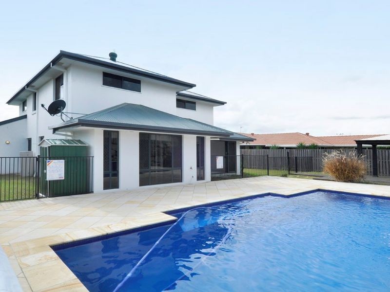 14 Mellum Circuit, Pacific Pines QLD 4211