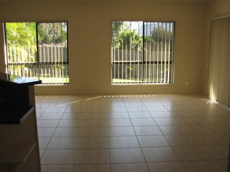 56 Hillary Circuit, Pacific Pines QLD 4211