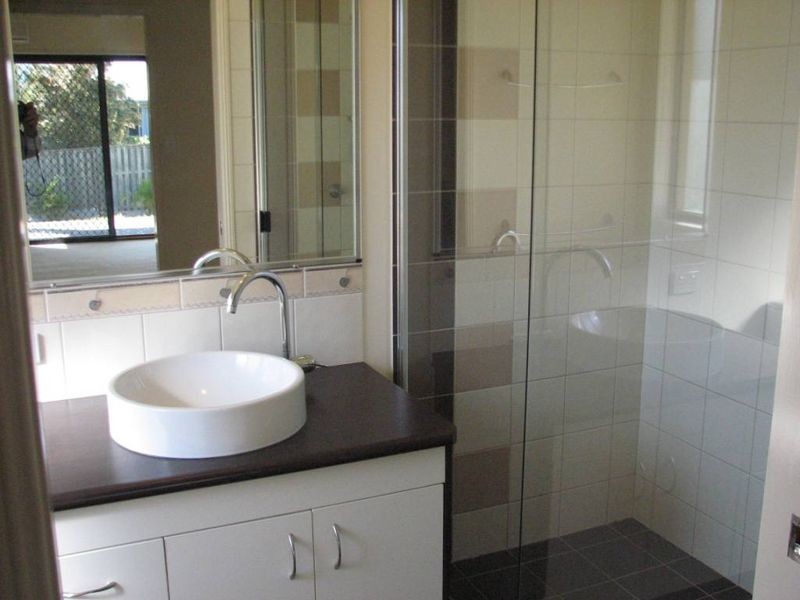 56 Hillary Circuit, Pacific Pines QLD 4211