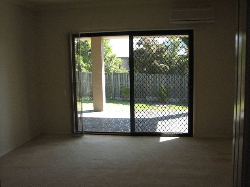 56 Hillary Circuit, Pacific Pines QLD 4211