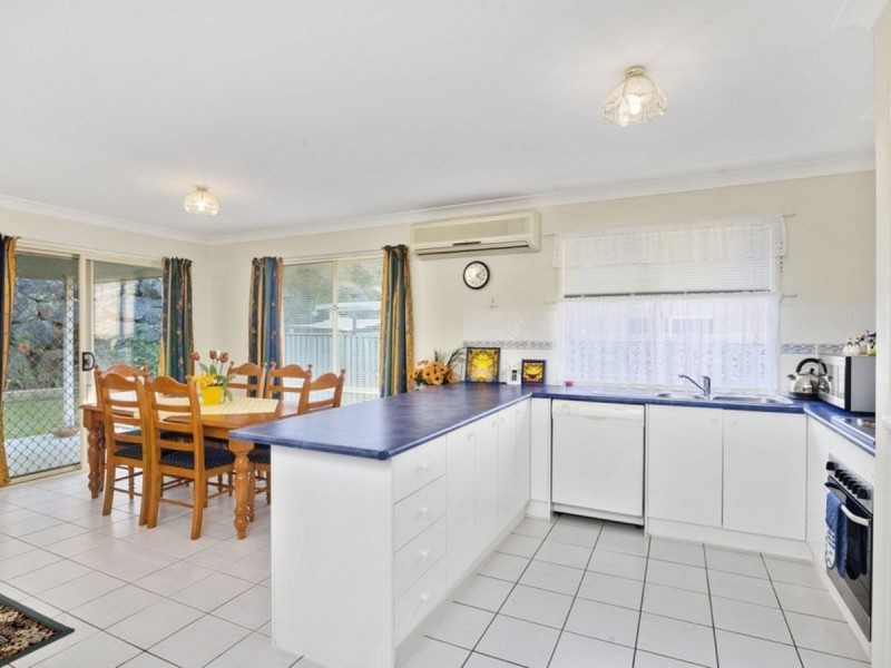 2A Hatutu Street, Pacific Pines QLD 4211