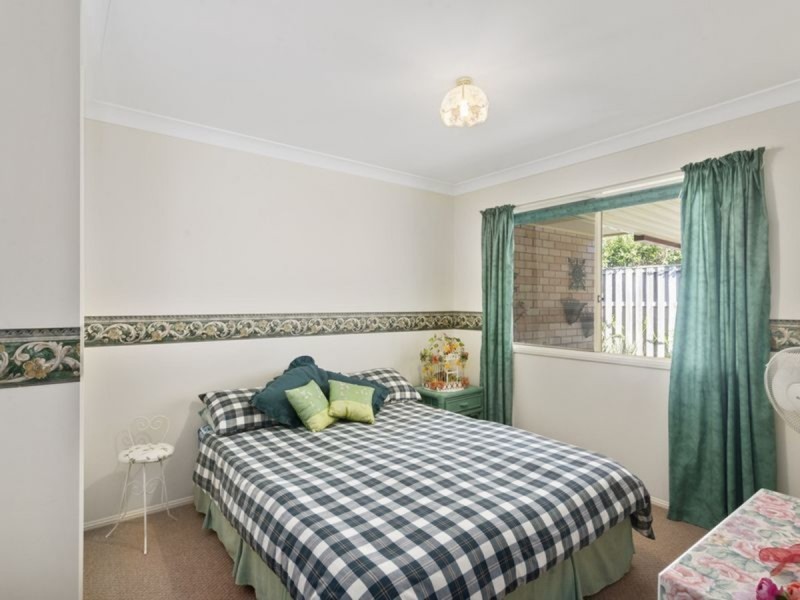 2A Hatutu Street, Pacific Pines QLD 4211