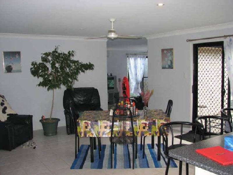 25 Sheffield Circuit, Pacific Pines QLD 4211